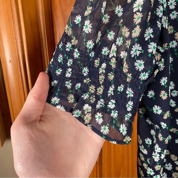 Tommy Hilfiger Navy Floral Lightweight Blouse with Ruffled Neckline and Buttons - Picture 7 of 10